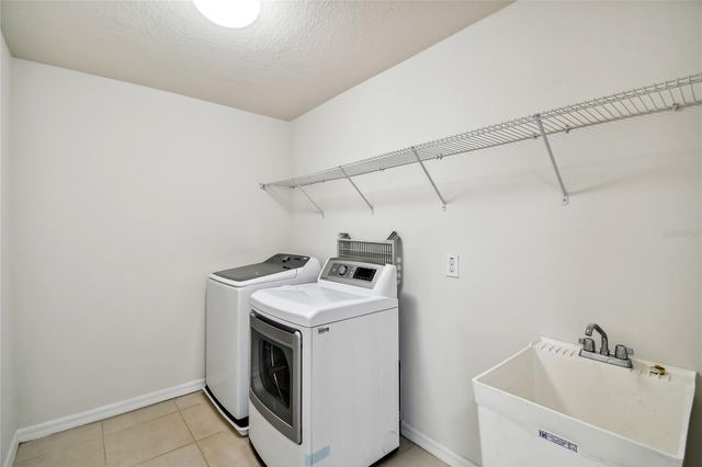 11027 TAHITI ISLE LANE, Tampa, FL 33647