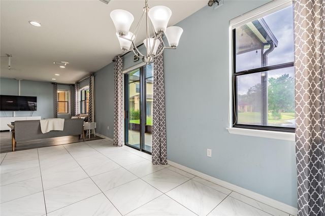 11027 TAHITI ISLE LANE, Tampa, FL 33647