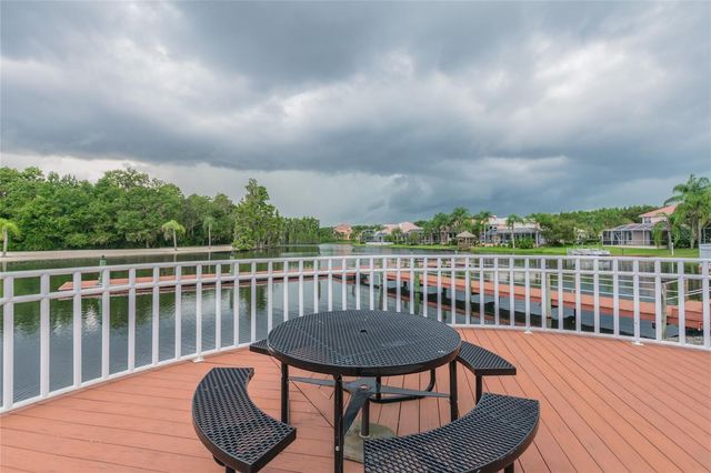 11027 TAHITI ISLE LANE, Tampa, FL 33647