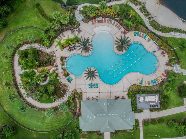 11027 TAHITI ISLE LANE, Tampa, FL 33647