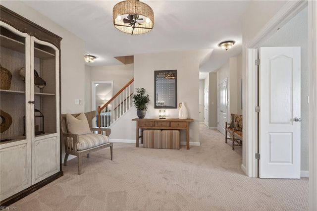 5484 Memorial DR, Virginia Beach, VA 23455