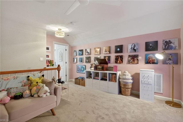 5484 Memorial DR, Virginia Beach, VA 23455