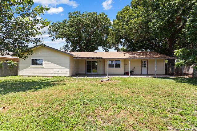 8810 Garden Quarte St, San Antonio, TX 78217