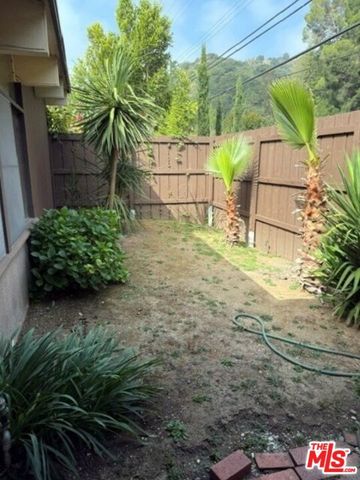 2528 Hutton Drive, Beverly Hills, CA 90210