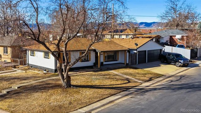 6220 W Arkansas Avenue, Lakewood, CO 80232