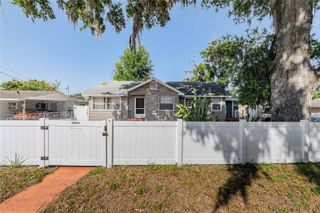 1048 ROSELLE AVENUE, Lakeland, FL 33805