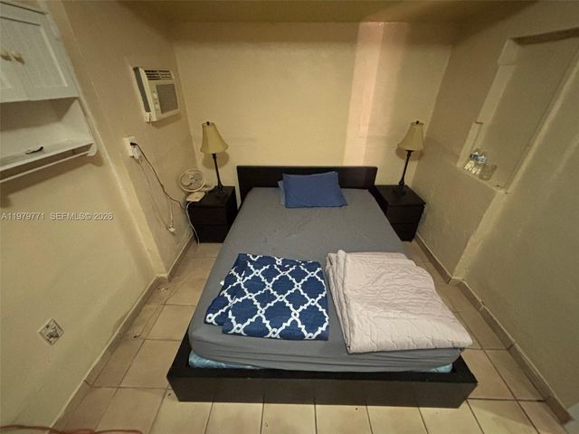 3533 NW 2nd Ter, Miami, FL 33125