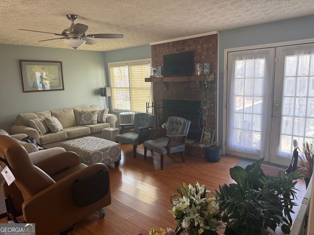 222 Farmbrook Parkway, Stockbridge, GA 30281
