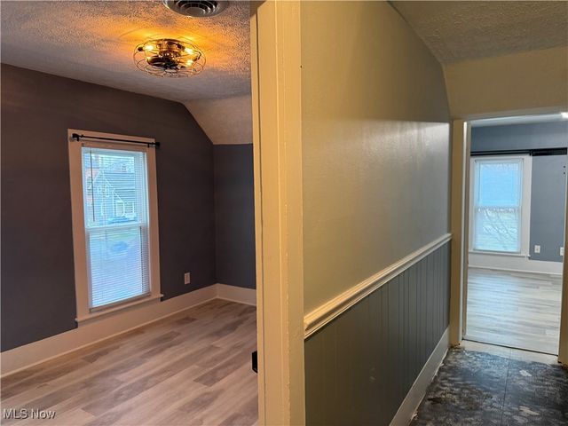 495 Church Street, Amherst, OH 44001