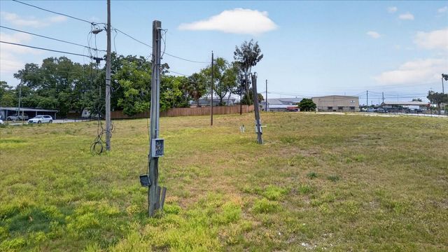 4710 TROUBLE CREEK ROAD, New Port Richey, FL 34652