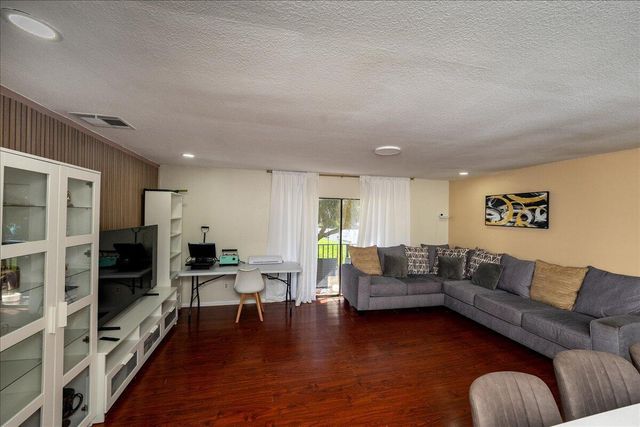 2050 Oleander Boulevard 8202, Fort Pierce, FL 34950