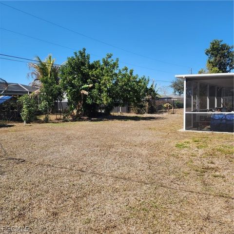 1922 NE 20th CT, Cape Coral, FL 33909