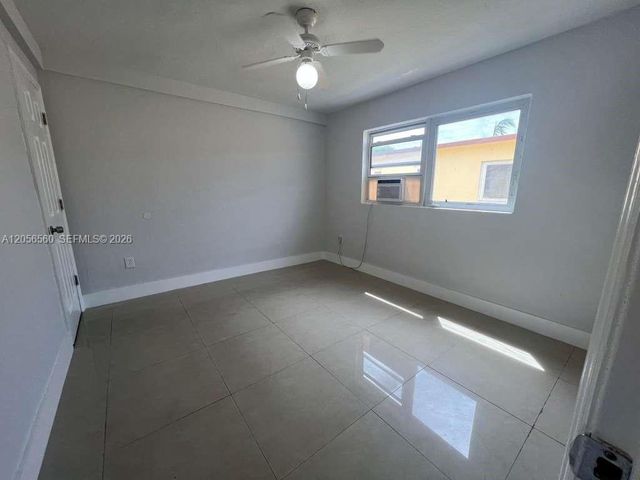 1281 NW 60th St 5, Miami, FL 33142