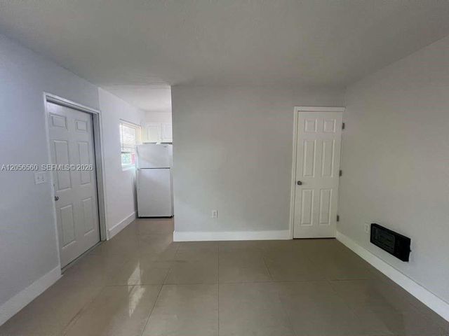 1281 NW 60th St 5, Miami, FL 33142