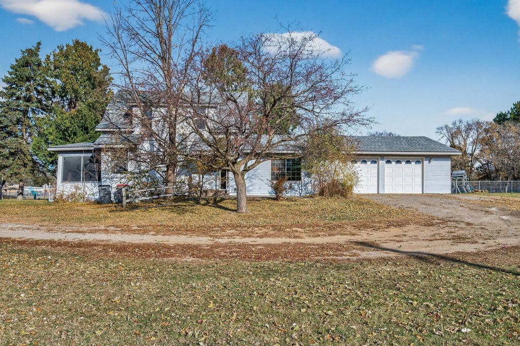 23719 Dewey Street NW, Bethel, MN 55005