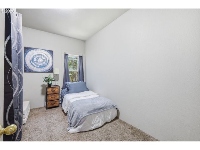 3621 E AMAZON Dr, Eugene, OR 97405