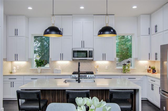 5024 Winnetka Vista Street, Houston, TX 77021