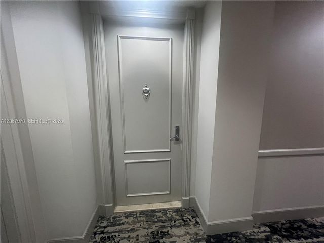 888 Brickell Key Drive 806, Miami, FL 33131