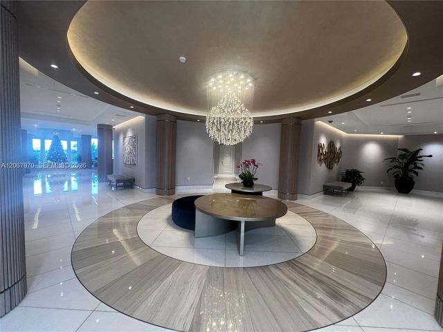 888 Brickell Key Drive 806, Miami, FL 33131