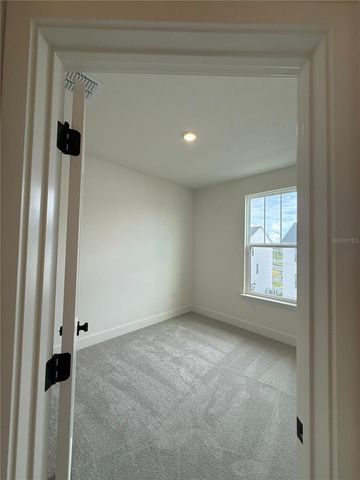 15051 GROVESIDE ROAD, Winter Garden, FL 34787