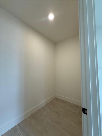 15051 GROVESIDE ROAD, Winter Garden, FL 34787