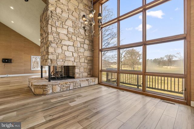 207 SAINT ANDREWS RD, Severna Park, MD 21146