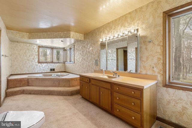 207 SAINT ANDREWS RD, Severna Park, MD 21146