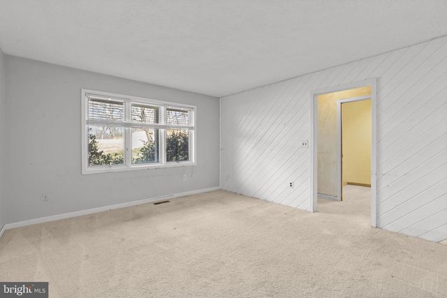 207 SAINT ANDREWS RD, Severna Park, MD 21146