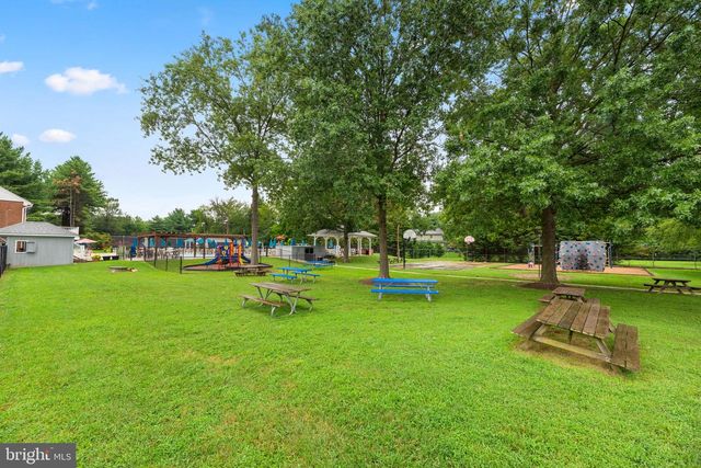 207 SAINT ANDREWS RD, Severna Park, MD 21146