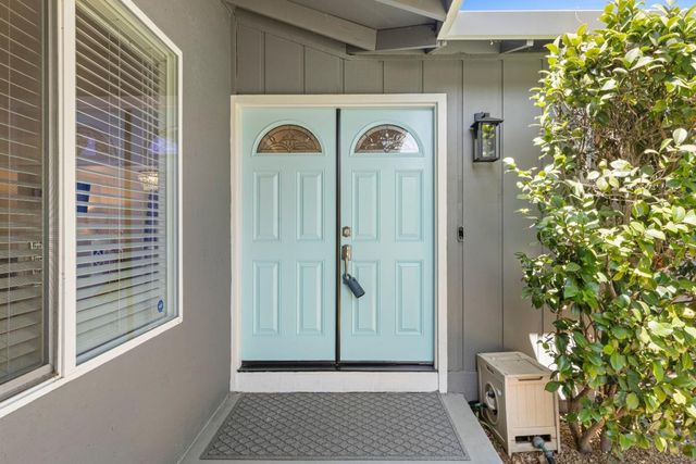 8395 Westwood Drive, Gilroy, CA 95020