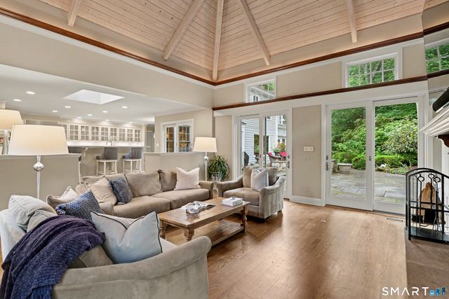108 Logan Road, New Canaan, CT 06840