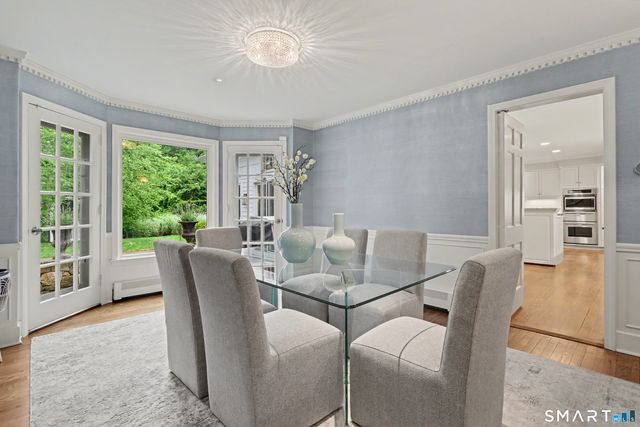 108 Logan Road, New Canaan, CT 06840