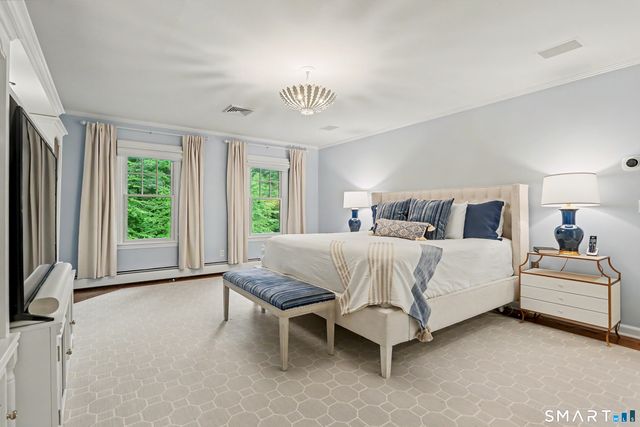 108 Logan Road, New Canaan, CT 06840