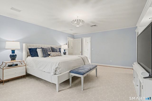 108 Logan Road, New Canaan, CT 06840