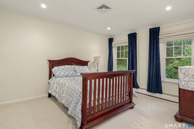 108 Logan Road, New Canaan, CT 06840