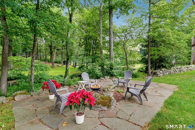 108 Logan Road, New Canaan, CT 06840