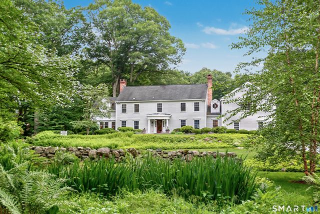 108 Logan Road, New Canaan, CT 06840