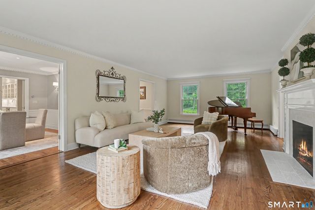 108 Logan Road, New Canaan, CT 06840