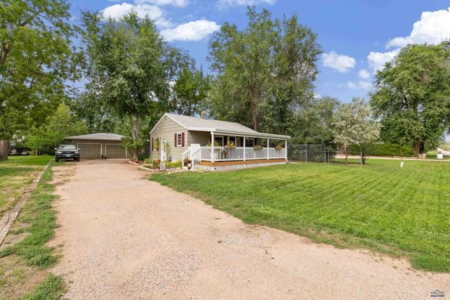 2211 S VALLEY DR, Rapid City, SD 57703