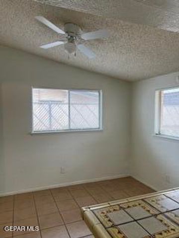 1632 LOU GRAHAM Drive, El Paso, TX 79936