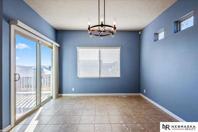 17425 Redman Avenue, Omaha, NE 68116