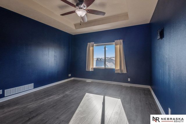 17425 Redman Avenue, Omaha, NE 68116