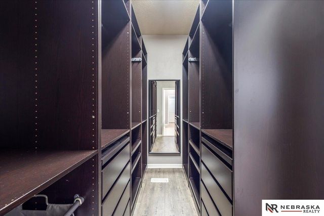 17425 Redman Avenue, Omaha, NE 68116