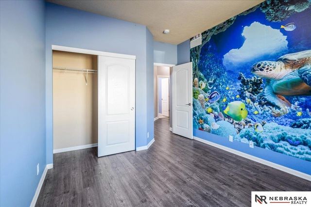 17425 Redman Avenue, Omaha, NE 68116