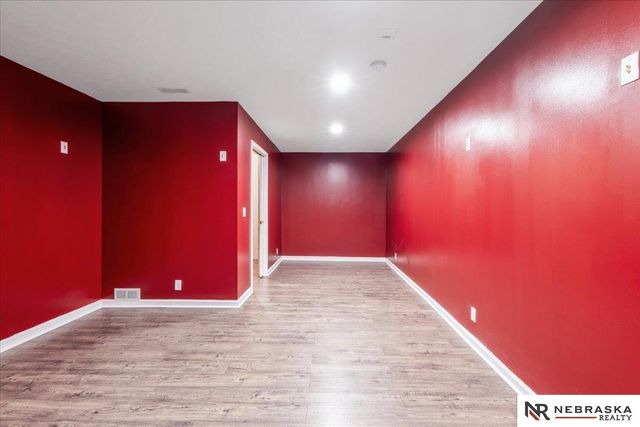 17425 Redman Avenue, Omaha, NE 68116