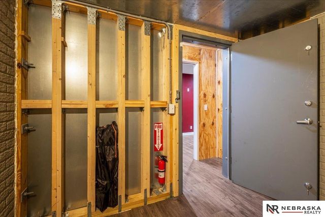 17425 Redman Avenue, Omaha, NE 68116