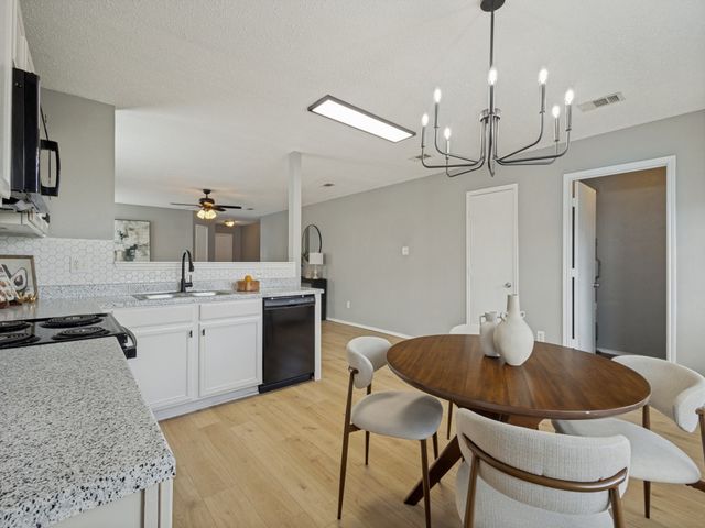5521 Camarillo Drive, Fort Worth, TX 76244