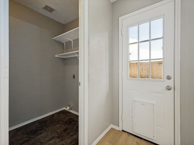 5521 Camarillo Drive, Fort Worth, TX 76244