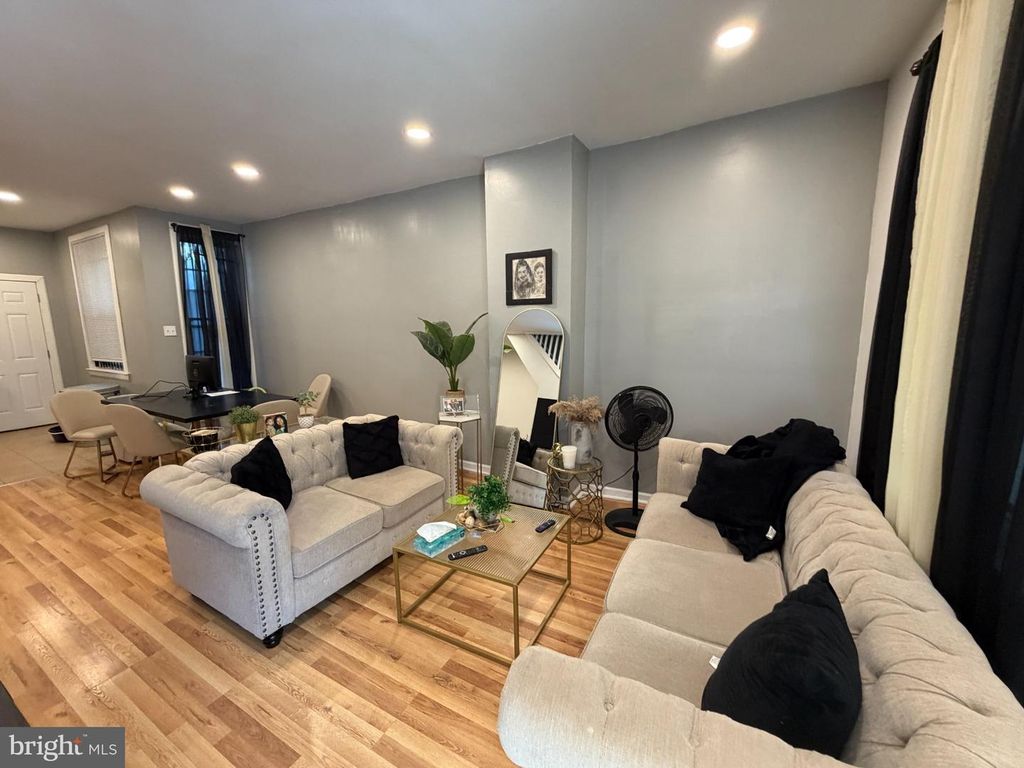 1942 N MYRTLEWOOD ST, PHILADELPHIA, PA 19121 — photo 4