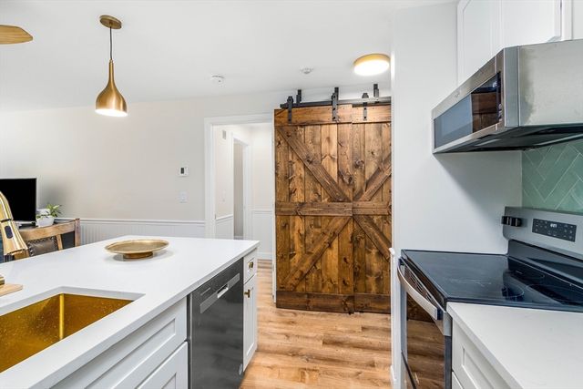 81 Fletcher Ln H, Brewster, MA 02631